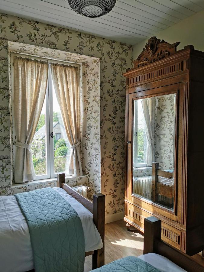 'Les Portes Bleues' Chambres D'Hotes Langourla Rum bild